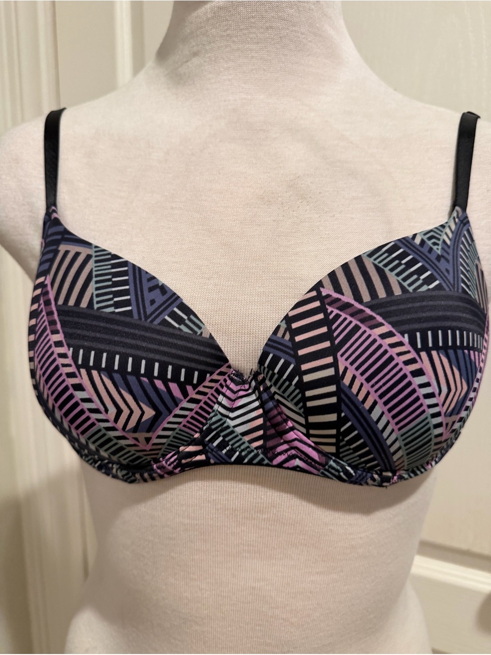 PINK Victoria's Secret Black Bra with Pastel Geometric Stripes